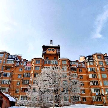 • Продам! Тепла 2-кімнатна, центр!