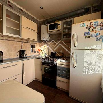 Оренда 2к квартири на площі Визволення