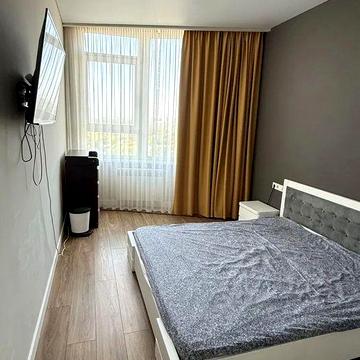 Долгосрочная аренда квартиры . ЖК Море . Львовская