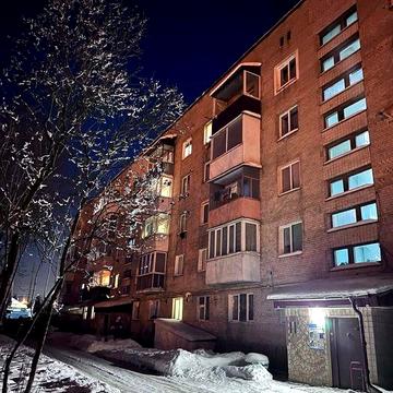 Продається 2 кімнатна квартира по вул. Микулинецька