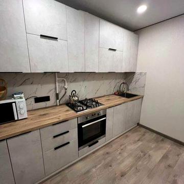 Продаж 2-кімнатної з ремонтом