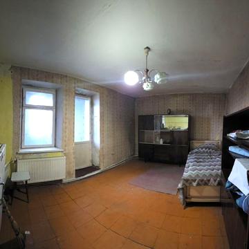 Продаю двокімнатну квартиру мікрорайон Варварівка провулок Григурка