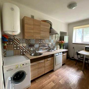 Оренда  1 кім квартира по вул. Котика 9000гр