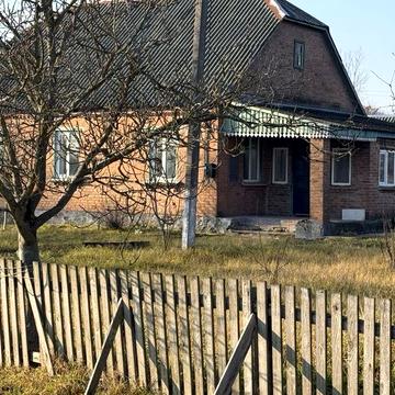 Продам або обміняю будинок на квартиру