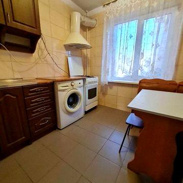 Продам 3 кімн. квартиру на Молодіжному. 4/5 БАМ проект. 35000