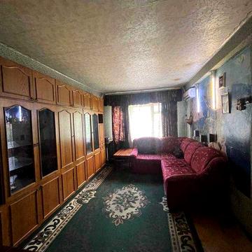 Продаётся 2х-комнатная квартира на Евгения Мельникова