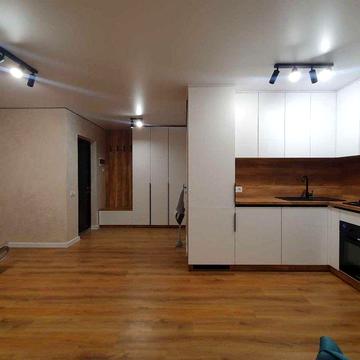 Продається 2 кім квартира на Смакули з ремонтом ЖК Київська