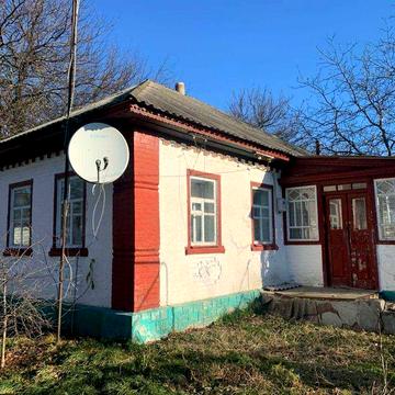 Продається цегляний будинок біля смт Чорнобай (2км від смт Чорнобай)