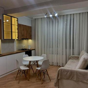 Оренда будинку зі своїм опаленням! В районі хліб заводу  3