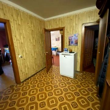 Квартира з квадратним холом, можна спецкошти