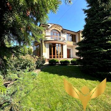 Продаж двоповерхового будинку преміум класу р-н Олексіївка