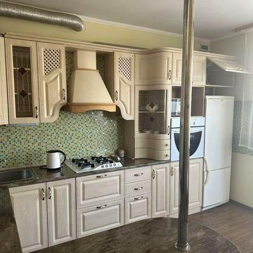 Оренда 2к квартири на вул. Чорновола