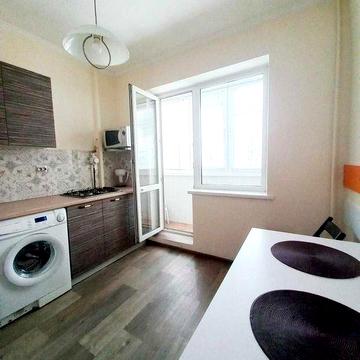 Рональда Рейгана 10, оренда 1-к квартири, Троєщина, є газ, 2 поверх!