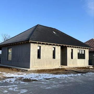 В продаже 1-этажный дом в Дайберге (рассрочка), Червоный хутор