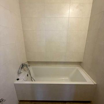 ТЕРМІНОВО Трикімнатка квартира