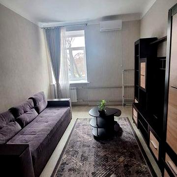 Сдаю 2к/кв ул.Лягина (,,Сказка,,) 1/5 сталинка,капремонт 13000