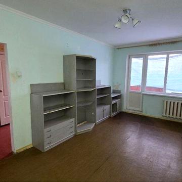 1 комн ул.И.Авраменко (Корнейчука), бульвар Вечерний,  напротив Варуса