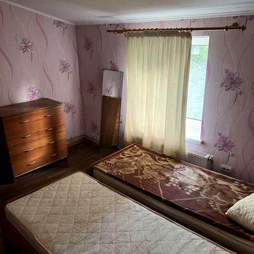 Здам 3 кімн. будинок, 2й поверх.