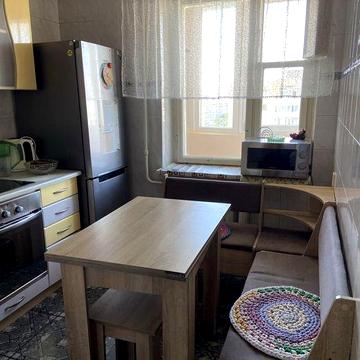 Сдается своя 2-х ком квартира пр. Князя Великого, Свет есть всегда