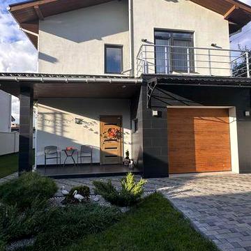 Современный дом в Фонтанке 2, с ремонтом, 300м от трассы. торг