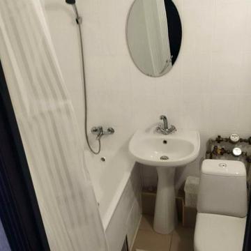 Продам 1-комнатную квартиру по Валентиновской 27