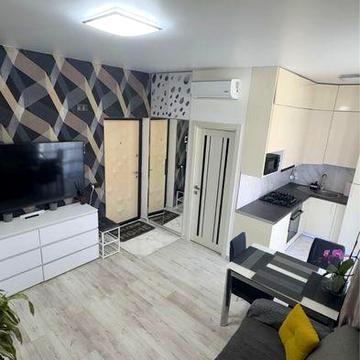 Продається однокімнатна квартира в центрі міста