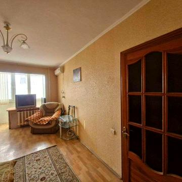 Таирова  СРОЧНО! Продам однокомнатную квартиру на Ильфа и Петрова L.D.