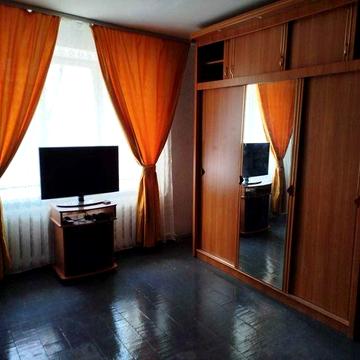 Довгостроково здається в оренду 1-к. квартира  вул. Доброхотова,7.