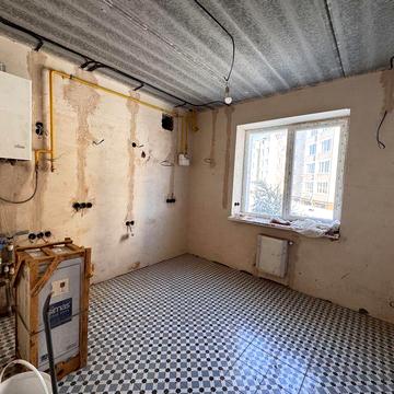 КВАРТИРА з ремонтом частковим, електрика розведена, без КОМІСІЇ