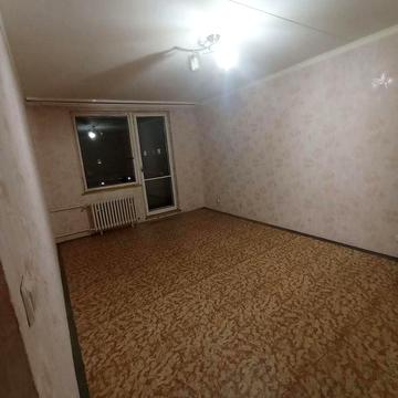 Чешка, двокімнатна.