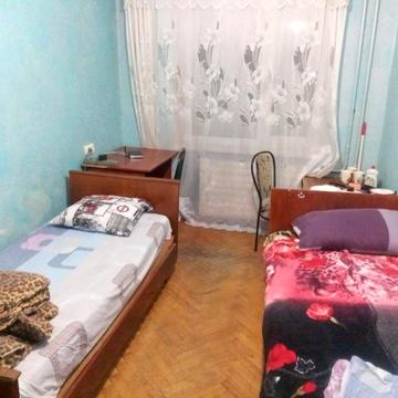 Дмитра Самоквасова вул. (Стаханівців), 2