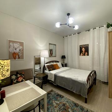 Різовська вул., 8