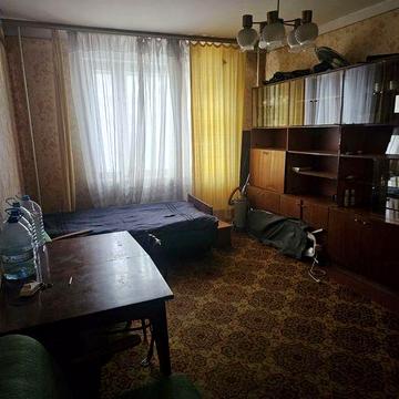 Сдам 1-ую.к-ру  м.Академгородок  5-10мин.пешком Чернобыльской 17