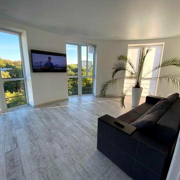 Оренда 2-к квартири в новобудові на вул. Водогінна