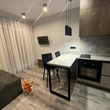 Ракетна вул., 24