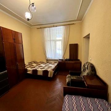 Здається 1 кім + кухня студія вул Шевченко