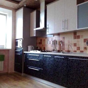 Продам 2-кімнатну квартиру в районі Склозаводу