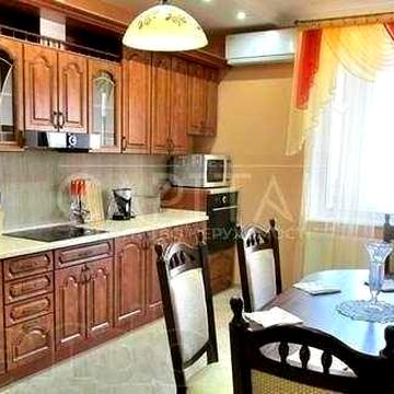 ЦЕНТР МІСТА! Оренда квартири на бульварі Лесі Украінки!