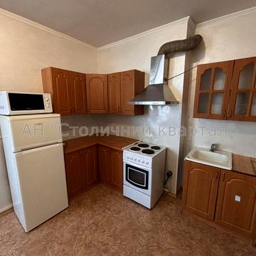 Оренда 1к метро Лісова