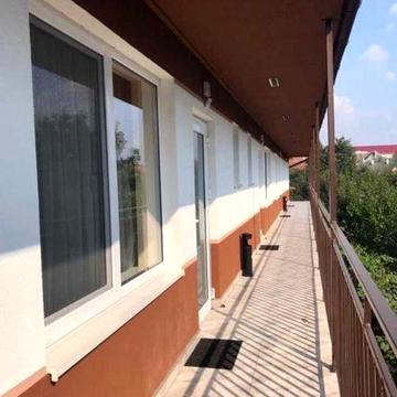 Здається в оренду  квартира-студія в центральній частині міста.