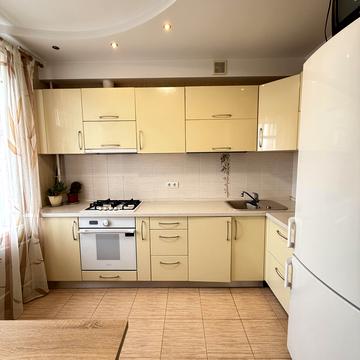 Центральна вул., 33-В