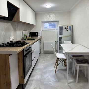 Довгострокова оренда ч/б,старе місто