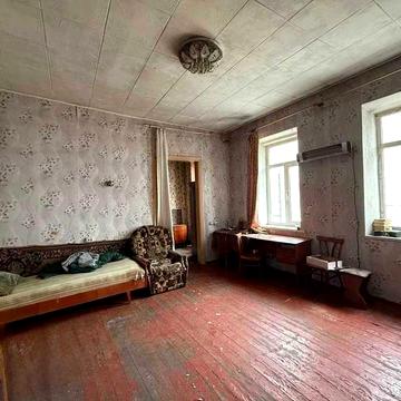 Самостоятельная 2 комн -43 метра. Балкон. 2/2 эт. Николаевская дорога