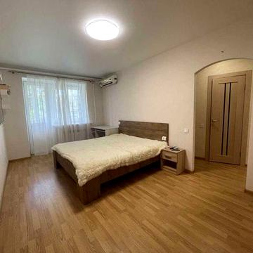 Аренда однокомнатной квартиры ж\м Парус