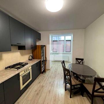 Здам 2-кімнатну квартиру біля карандаша