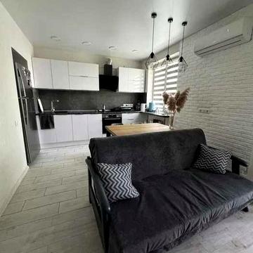 Продажа 3-комнатной квартиры 76м2 ЖК Мира-4 Индустриальная ХТЗ ЖК Миру-4