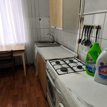 Сдам двухкомнатную квартиру центр города