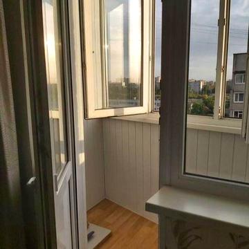 м Палац Спорту Олімпійська