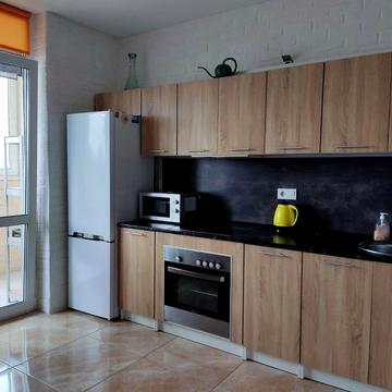 Набережна вул., 6-Ж