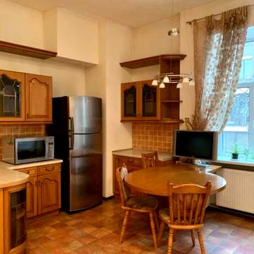 Воскресенська вул. (Леніна), 27